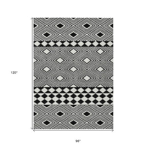 Homeroots 3' Artichoke Green Geometric Indoor Outdoor Area Rug - Durable, Washable, Stylish For Any Space 8' X 10' Polyester 593411
