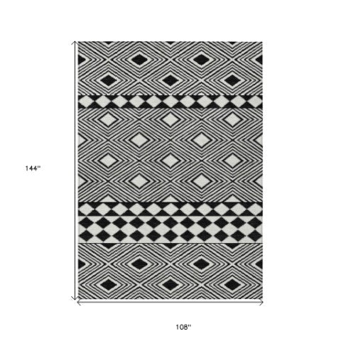 Homeroots 3' Artichoke Green Geometric Indoor Outdoor Area Rug - Durable, Washable, Stylish For Any Space 9' X 12' Polyester 593412