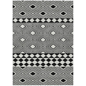 HomeRoots 9' Black and Ivory Geometric Area Rug - Stylish, Washable, and Durable for Indoor and Outdoor Use 9' X 12' 593412