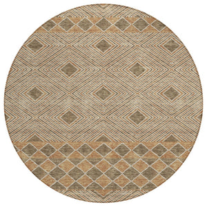 HomeRoots 5' Brown and Beige Geometric Area Rug - Stylish, Washable, Indoor/Outdoor, Durable & Easy Care Design 8' Round 593416