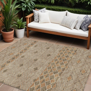 Homeroots 3' Artichoke Green Geometric Indoor Outdoor Area Rug - Durable, Washable, Stylish For Any Space 8' X 10' Polyester 593417
