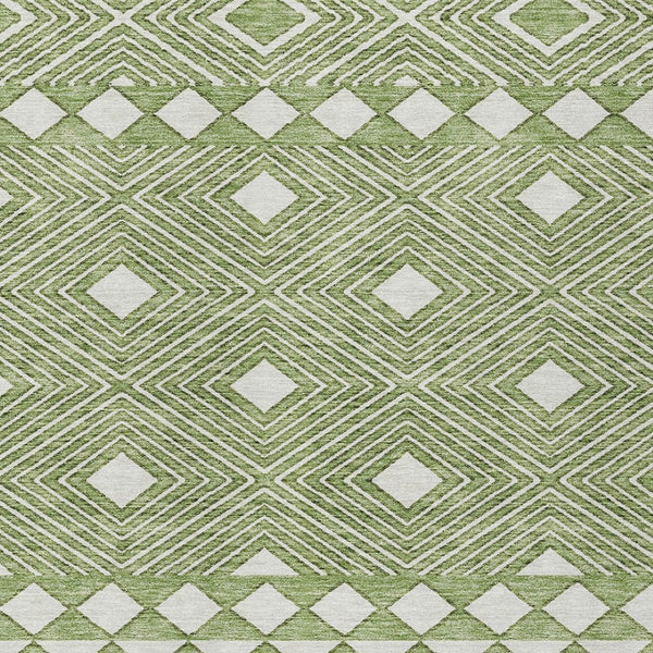 Homeroots 3' Artichoke Green Geometric Indoor Outdoor Area Rug - Durable, Washable, Stylish For Any Space 3' X 5' Polyester 593420
