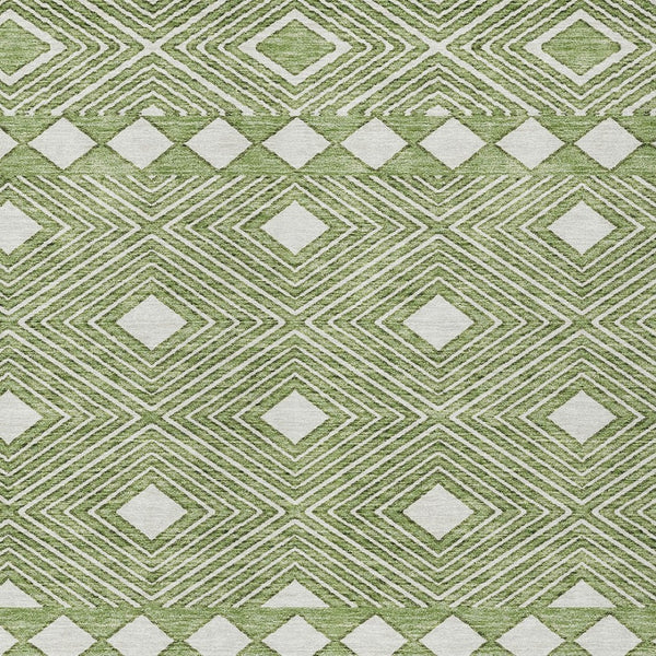 Homeroots 3' Artichoke Green Geometric Indoor Outdoor Area Rug - Durable, Washable, Stylish For Any Space 5' X 8' Polyester 593421
