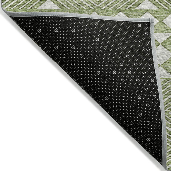 Homeroots 3' Artichoke Green Geometric Indoor Outdoor Area Rug - Durable, Washable, Stylish For Any Space 9' X 12' Polyester 593424