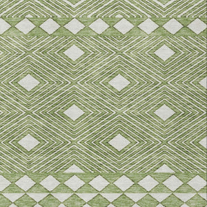 Homeroots 3' Artichoke Green Geometric Indoor Outdoor Area Rug - Durable, Washable, Stylish For Any Space 9' X 12' Polyester 593424