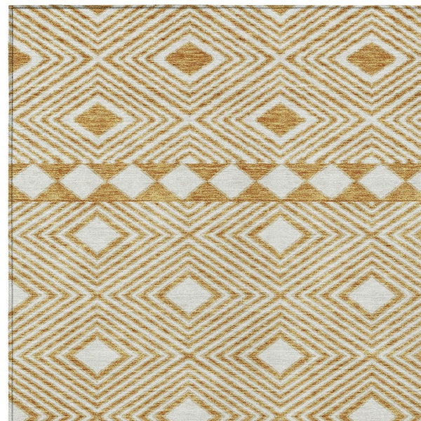 Homeroots 3' Artichoke Green Geometric Indoor Outdoor Area Rug - Durable, Washable, Stylish For Any Space 5' X 8' Polyester 593427