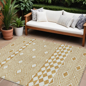 Homeroots 3' Artichoke Green Geometric Indoor Outdoor Area Rug - Durable, Washable, Stylish For Any Space 10' X 14' Polyester 593431