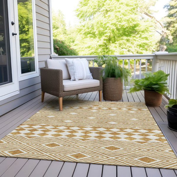 Homeroots 3' Artichoke Green Geometric Indoor Outdoor Area Rug - Durable, Washable, Stylish For Any Space 10' X 14' Polyester 593431