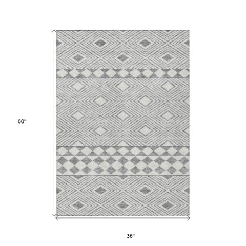 Homeroots 3' Artichoke Green Geometric Indoor Outdoor Area Rug - Durable, Washable, Stylish For Any Space 3' X 5' Polyester 593432