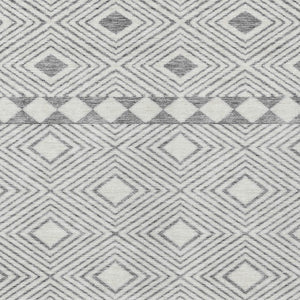 Homeroots 3' Artichoke Green Geometric Indoor Outdoor Area Rug - Durable, Washable, Stylish For Any Space 8' X 10' Polyester 593435