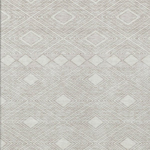 Homeroots 3' Artichoke Green Geometric Indoor Outdoor Area Rug - Durable, Washable, Stylish For Any Space 3' X 5' Polyester 593438