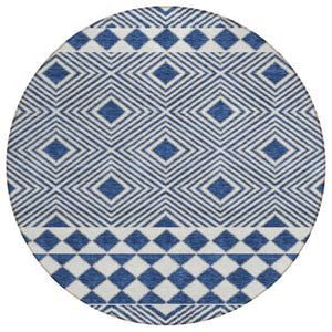 HomeRoots 5' Stylish Navy Blue and Ivory Geometric Area Rug - Washable, Durable for Indoor & Outdoor Spaces 8' Round 593446
