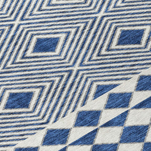 Homeroots 3' Artichoke Green Geometric Indoor Outdoor Area Rug - Durable, Washable, Stylish For Any Space 8' Round Polyester 593446