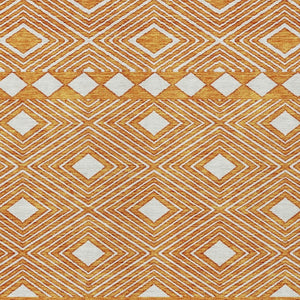 Homeroots 3' Artichoke Green Geometric Indoor Outdoor Area Rug - Durable, Washable, Stylish For Any Space 5' X 8' Polyester 593451