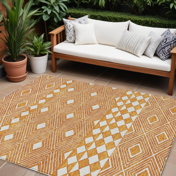 Homeroots 3' Artichoke Green Geometric Indoor Outdoor Area Rug - Durable, Washable, Stylish For Any Space 10' X 14' Polyester 593455