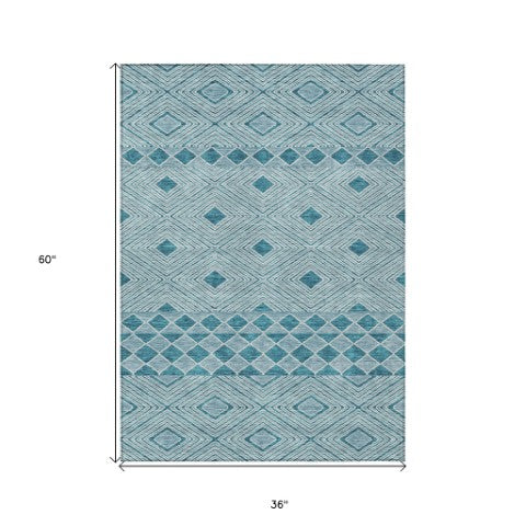Homeroots 3' Artichoke Green Geometric Indoor Outdoor Area Rug - Durable, Washable, Stylish For Any Space 3' X 5' Polyester 593456