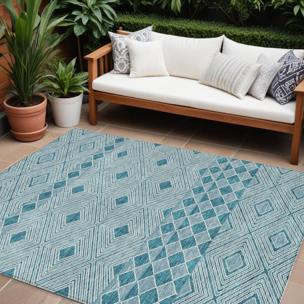 Homeroots 3' Artichoke Green Geometric Indoor Outdoor Area Rug - Durable, Washable, Stylish For Any Space 10' X 14' Polyester 593461