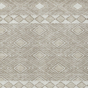 Homeroots 3' Artichoke Green Geometric Indoor Outdoor Area Rug - Durable, Washable, Stylish For Any Space 3' X 5' Polyester 593462