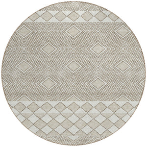 Homeroots 3' Artichoke Green Geometric Indoor Outdoor Area Rug - Durable, Washable, Stylish For Any Space 8' Round Polyester 593464