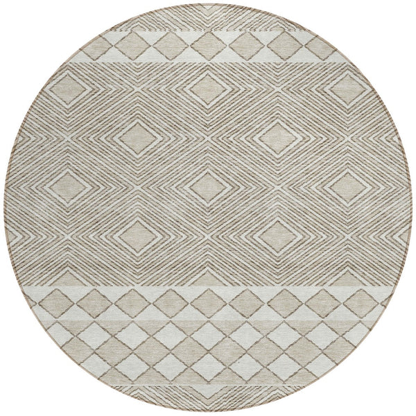 Homeroots 3' Artichoke Green Geometric Indoor Outdoor Area Rug - Durable, Washable, Stylish For Any Space 8' Round Polyester 593464