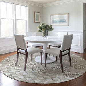 Homeroots 3' Artichoke Green Geometric Indoor Outdoor Area Rug - Durable, Washable, Stylish For Any Space 8' Round Polyester 593464