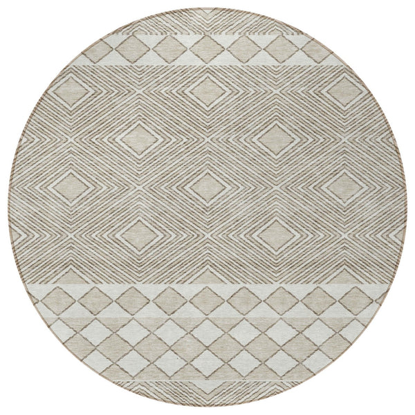 Homeroots 3' Artichoke Green Geometric Indoor Outdoor Area Rug - Durable, Washable, Stylish For Any Space 8' Round Polyester 593464