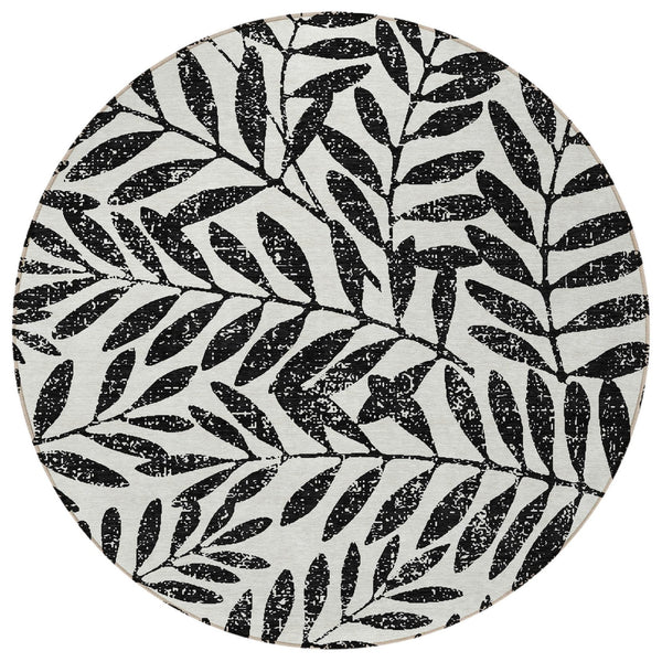 Homeroots 3' Artichoke Green And Ivory Floral Washable Area Rug For Indoor And Outdoor Spaces, Durable Design 8' Round Polyester 593476