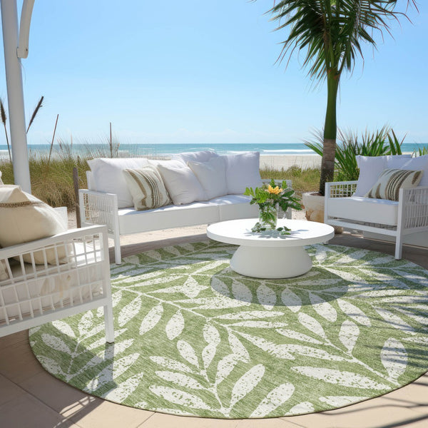 Homeroots 3' Artichoke Green And Ivory Floral Washable Area Rug For Indoor And Outdoor Spaces, Durable Design 8' Round Polyester 593494