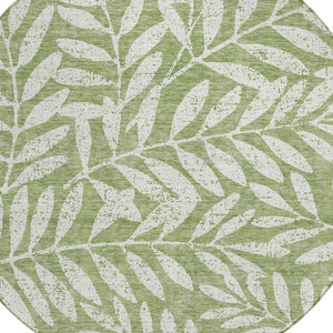 Homeroots 3' Artichoke Green And Ivory Floral Washable Area Rug For Indoor And Outdoor Spaces, Durable Design 8' Round Polyester 593494