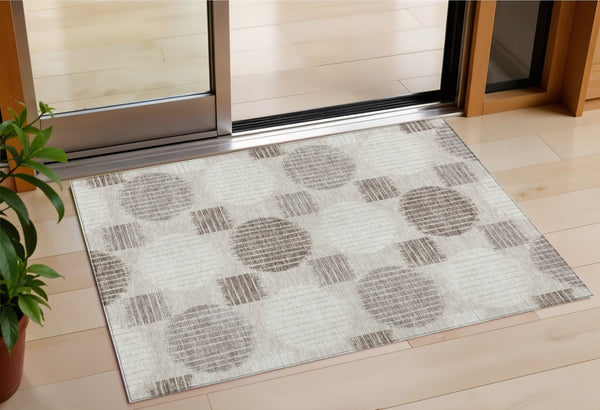 Homeroots 3' Stylish Beige Brown And Ivory Geometric Area Rug – Perfect For Indoor Or Outdoor Spaces! 3' X 5' Polyester 593558