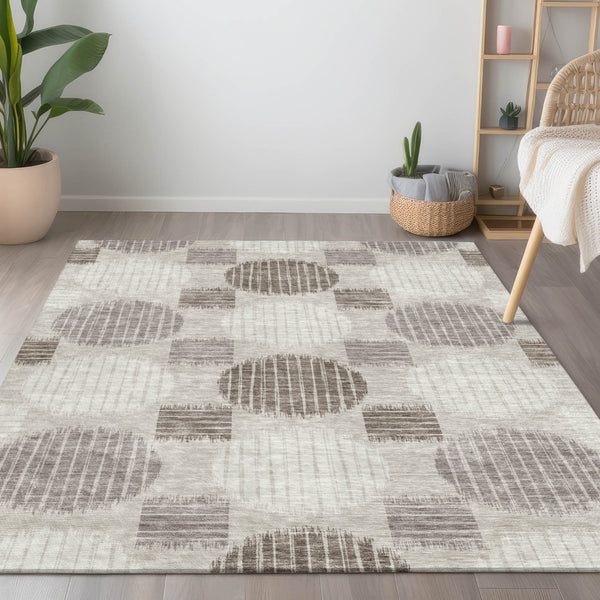 Homeroots 3' Stylish Beige Brown And Ivory Geometric Area Rug – Perfect For Indoor Or Outdoor Spaces! 9' X 12' Polyester 593562