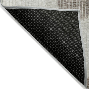 Homeroots 3' Stylish Beige Brown And Ivory Geometric Area Rug – Perfect For Indoor Or Outdoor Spaces! 10' X 14' Polyester 593563