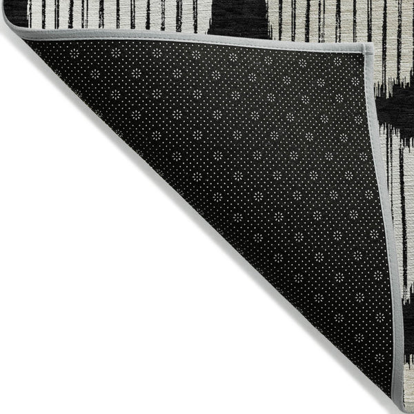 Homeroots 3' Stylish Beige Brown And Ivory Geometric Area Rug – Perfect For Indoor Or Outdoor Spaces! 3' X 5' Polyester 593564