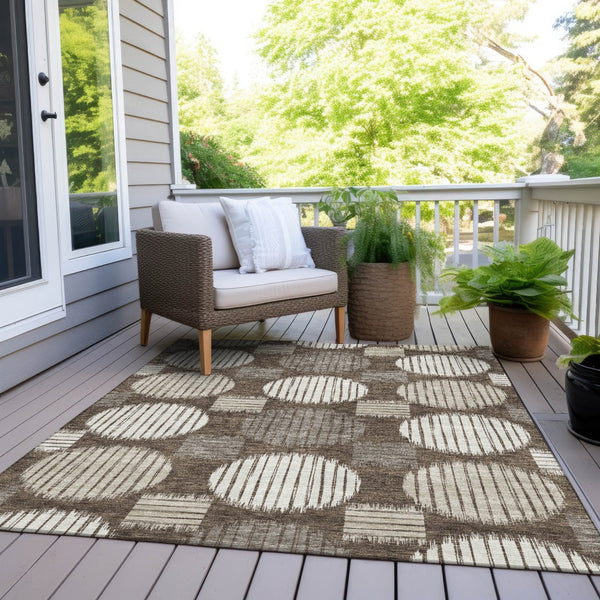 Homeroots 3' Stylish Beige Brown And Ivory Geometric Area Rug – Perfect For Indoor Or Outdoor Spaces! 8' X 10' Polyester 593573