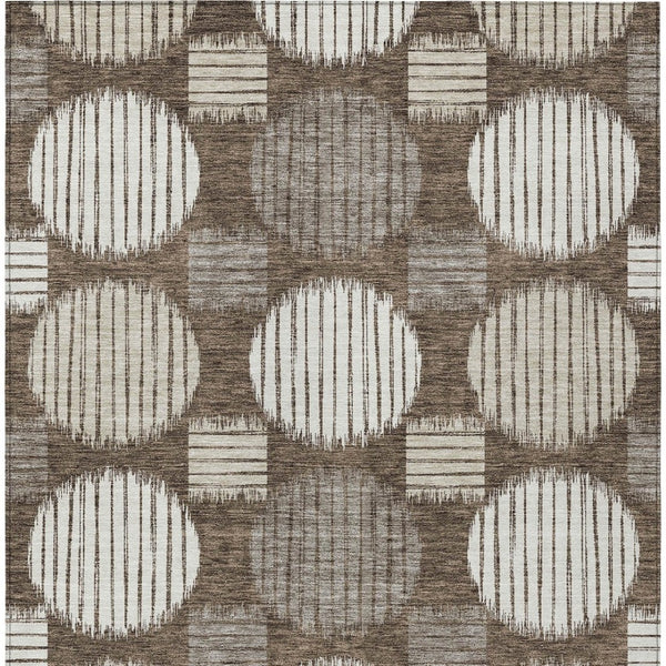 Homeroots 3' Stylish Beige Brown And Ivory Geometric Area Rug – Perfect For Indoor Or Outdoor Spaces! 10' X 14' Polyester 593575