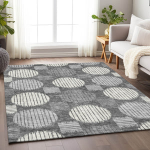 Homeroots 3' Stylish Beige Brown And Ivory Geometric Area Rug – Perfect For Indoor Or Outdoor Spaces! 5' X 8' Polyester 593577