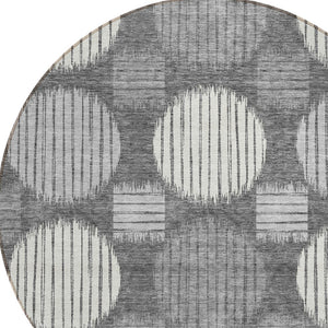 Homeroots 3' Stylish Beige Brown And Ivory Geometric Area Rug – Perfect For Indoor Or Outdoor Spaces! 8' Round Polyester 593578