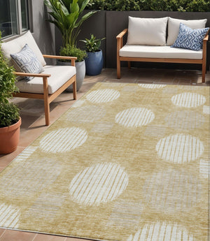 Homeroots 3' Stylish Beige Brown And Ivory Geometric Area Rug – Perfect For Indoor Or Outdoor Spaces! 5' X 8' Polyester 593589
