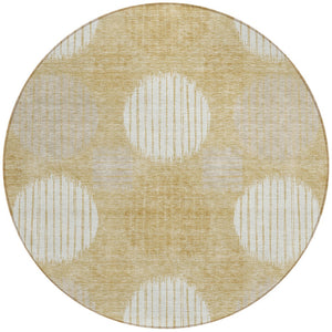 Homeroots 3' Stylish Beige Brown And Ivory Geometric Area Rug – Perfect For Indoor Or Outdoor Spaces! 8' Round Polyester 593590