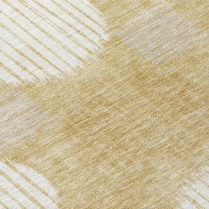 Homeroots 3' Stylish Beige Brown And Ivory Geometric Area Rug – Perfect For Indoor Or Outdoor Spaces! 8' Round Polyester 593590