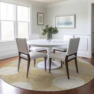 Homeroots 3' Stylish Beige Brown And Ivory Geometric Area Rug – Perfect For Indoor Or Outdoor Spaces! 8' Round Polyester 593590