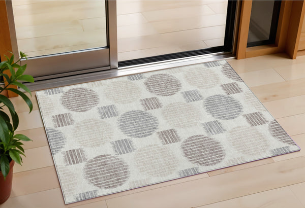 Homeroots 3' Stylish Beige Brown And Ivory Geometric Area Rug – Perfect For Indoor Or Outdoor Spaces! 3' X 5' Polyester 593600