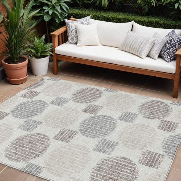 Homeroots 3' Stylish Beige Brown And Ivory Geometric Area Rug – Perfect For Indoor Or Outdoor Spaces! 8' X 10' Polyester 593603