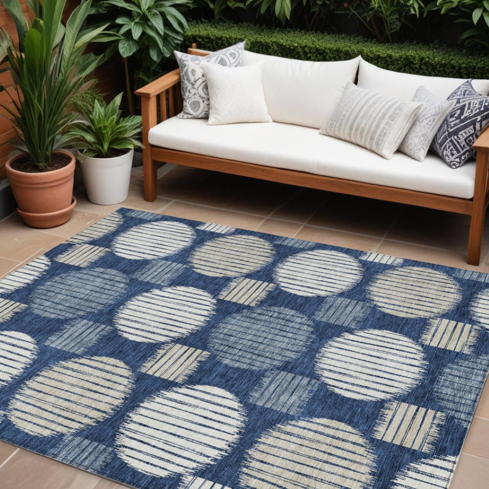 HomeRoots 5' Navy Blue and Ivory Geometric Area Rug - Stylish, Washable, Indoor/Outdoor for High Traffic Spaces 10' X 14' 593611
