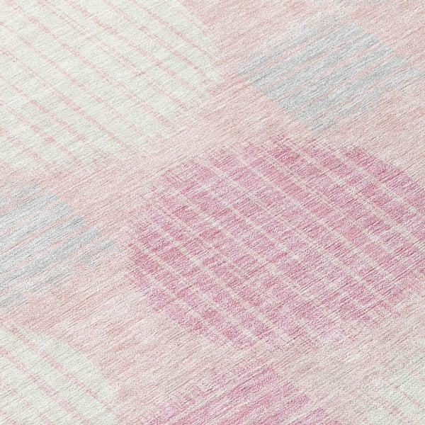 Homeroots 3' Stylish Beige Brown And Ivory Geometric Area Rug – Perfect For Indoor Or Outdoor Spaces! 8' Round Polyester 593614