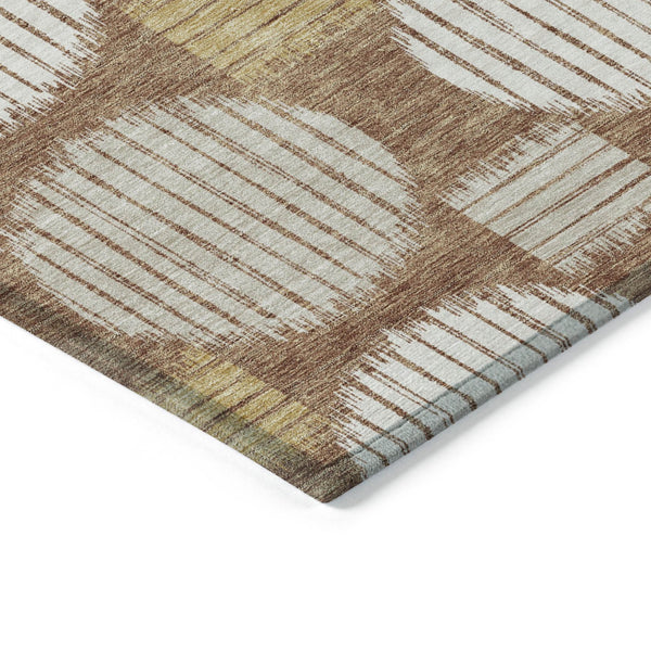 Homeroots 3' Stylish Beige Brown And Ivory Geometric Area Rug – Perfect For Indoor Or Outdoor Spaces! 3' X 5' Polyester 593618