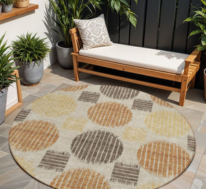 Homeroots 3' Stylish Beige Brown And Ivory Geometric Area Rug – Perfect For Indoor Or Outdoor Spaces! 8' Round Polyester 593632