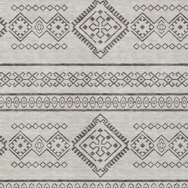 Homeroots 3' Stylish Beige & Brown Southwestern Washable Rug For Indoor And Outdoor Living Spaces Decor 5' X 8' Polyester 593643