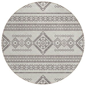 HomeRoots 5' Beige and Brown Southwestern Area Rug - Durable, Washable, Versatile for Indoor and Outdoor Use 8' Round 593644