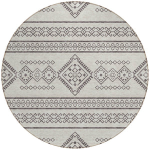 Homeroots 3' Stylish Beige & Brown Southwestern Washable Rug For Indoor And Outdoor Living Spaces Decor 8' Round Polyester 593644